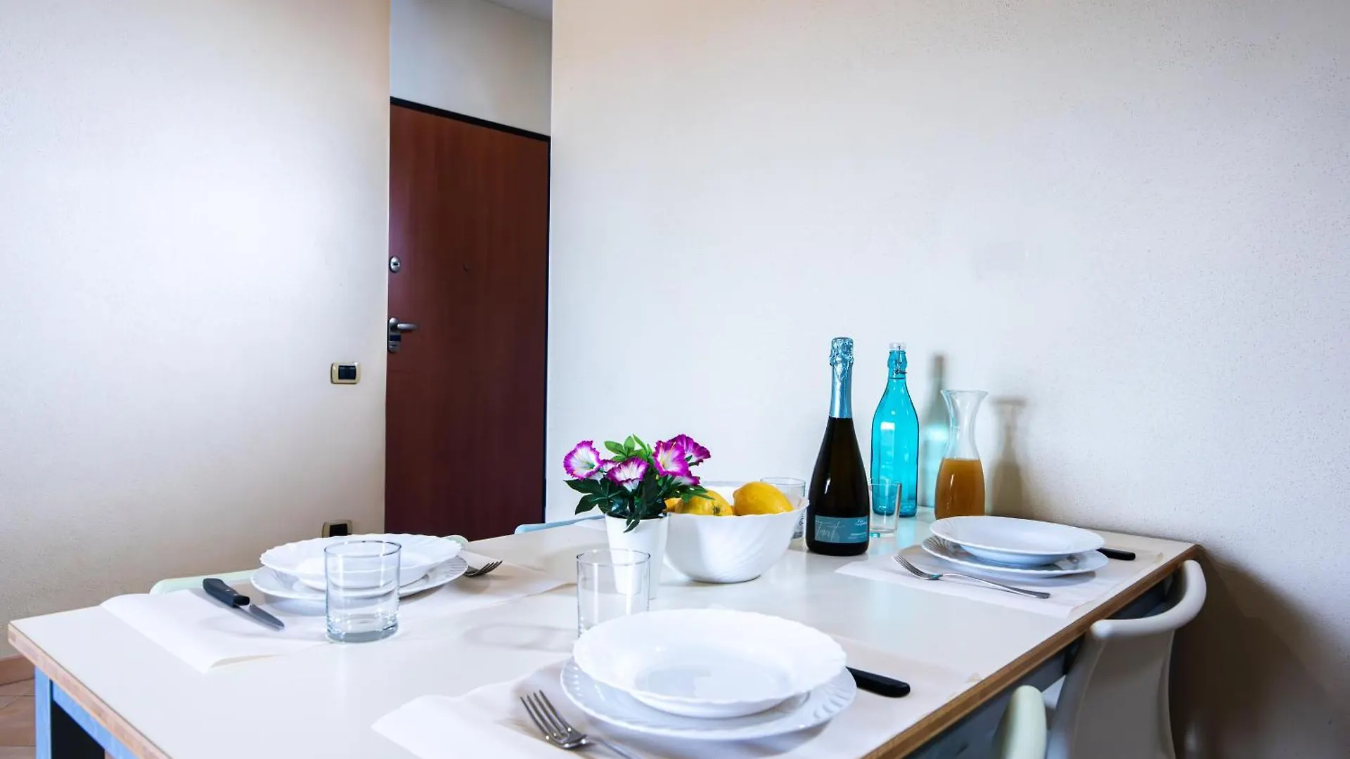 Residence I Mirti Porto Pozzo 0*,  Italia